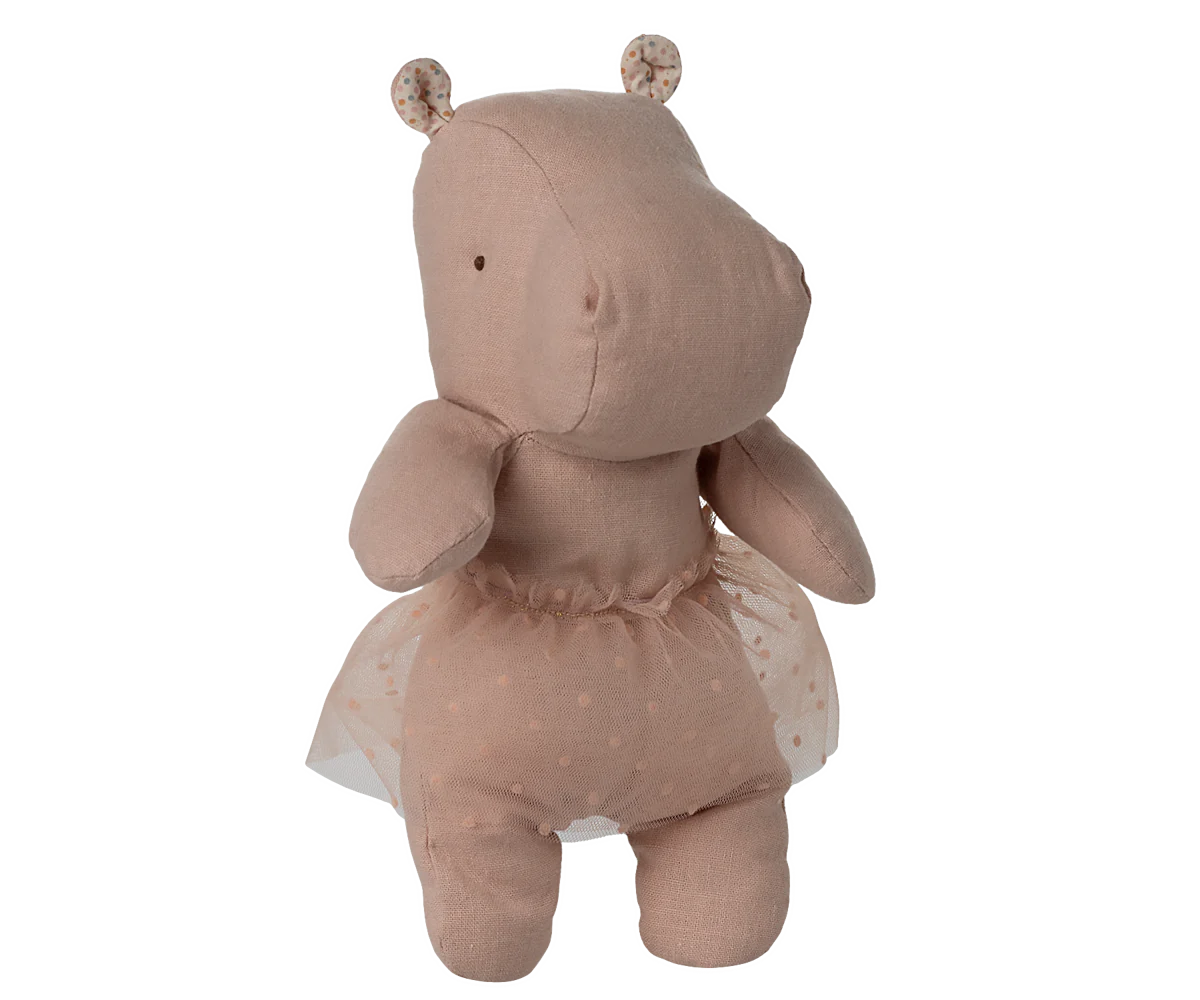 Hippo w skirt