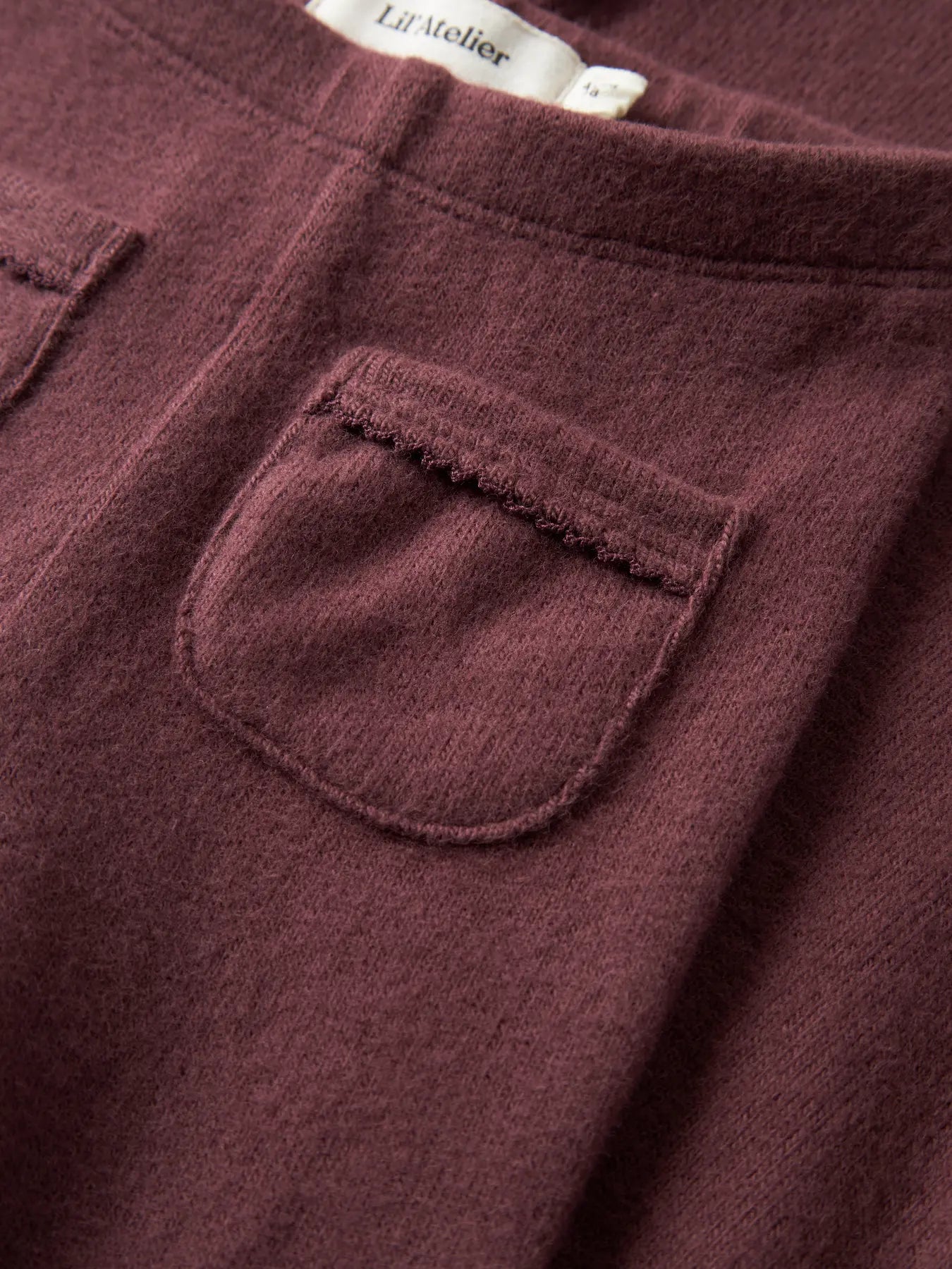 Thora byxa med fickor