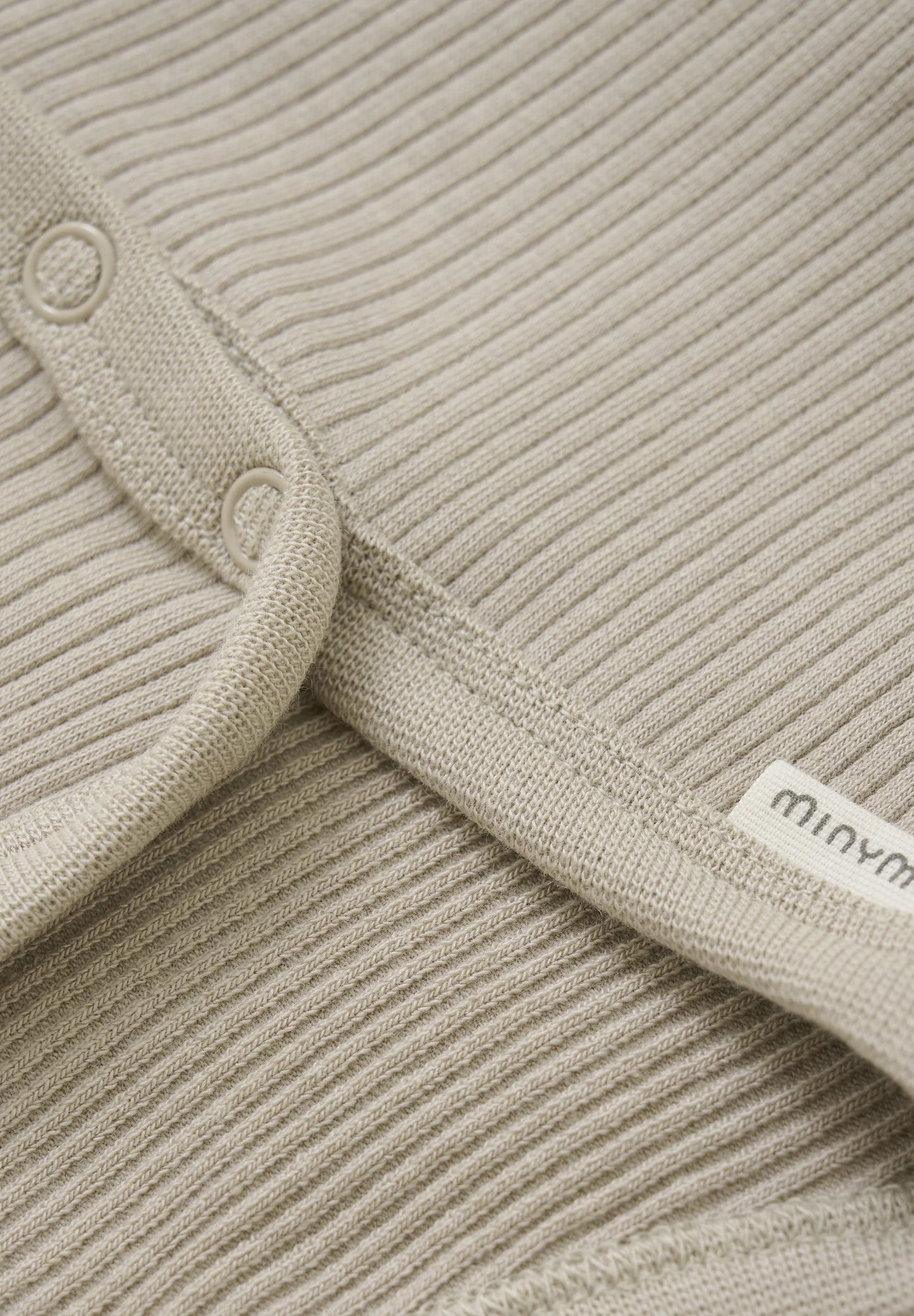 Ribbad beige body