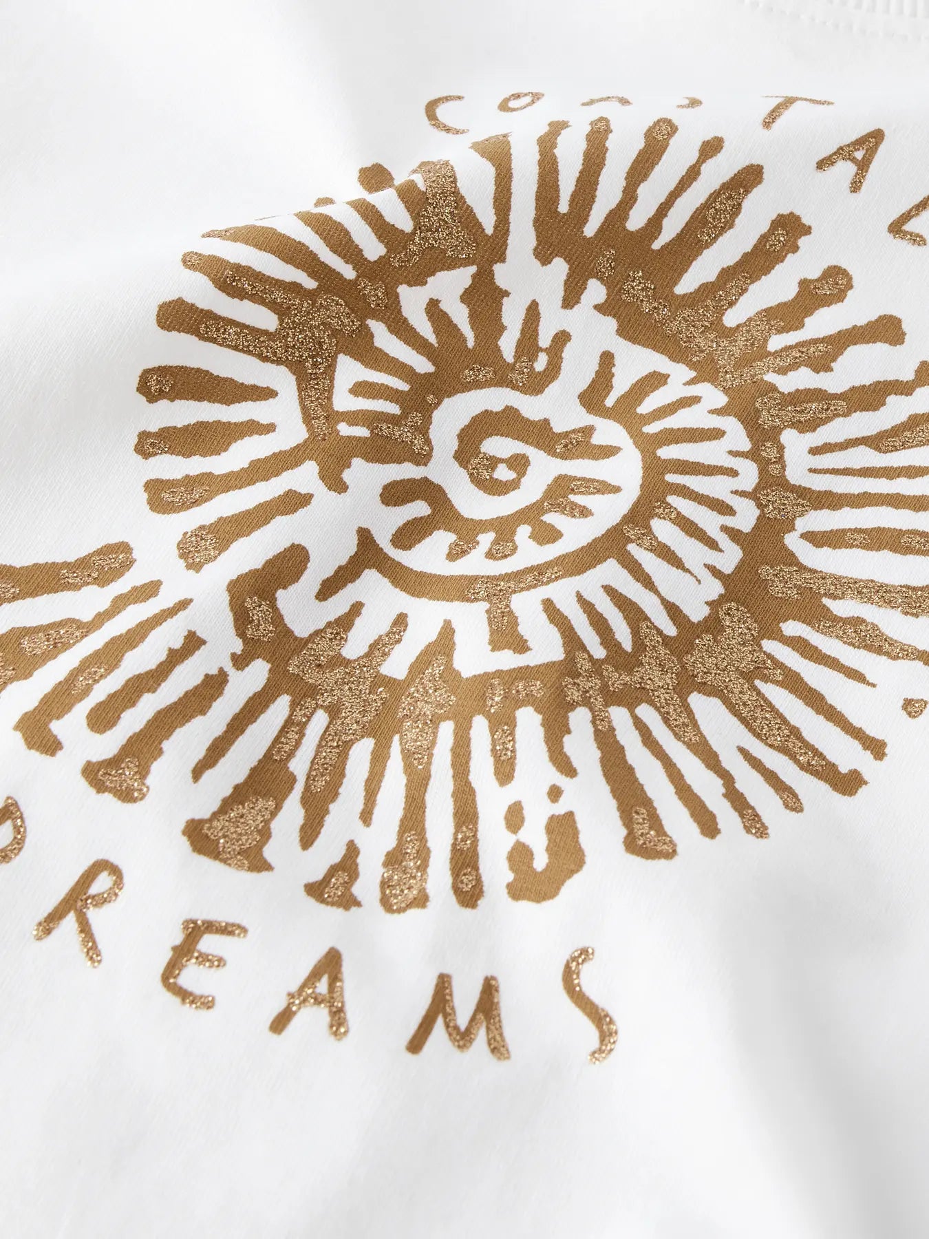 T-shirt vit med snäcka