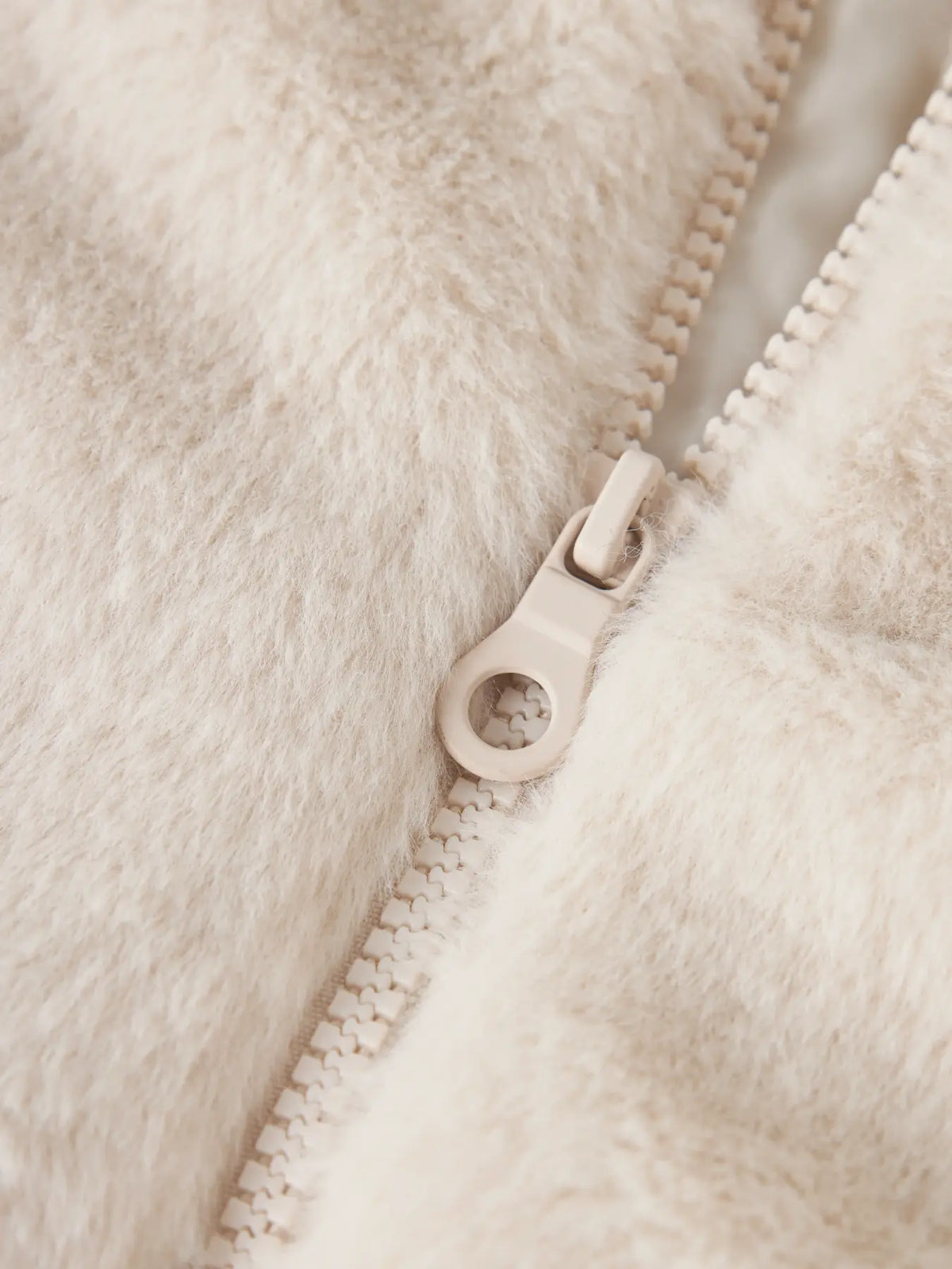 Mila fluffig jacka, mini
