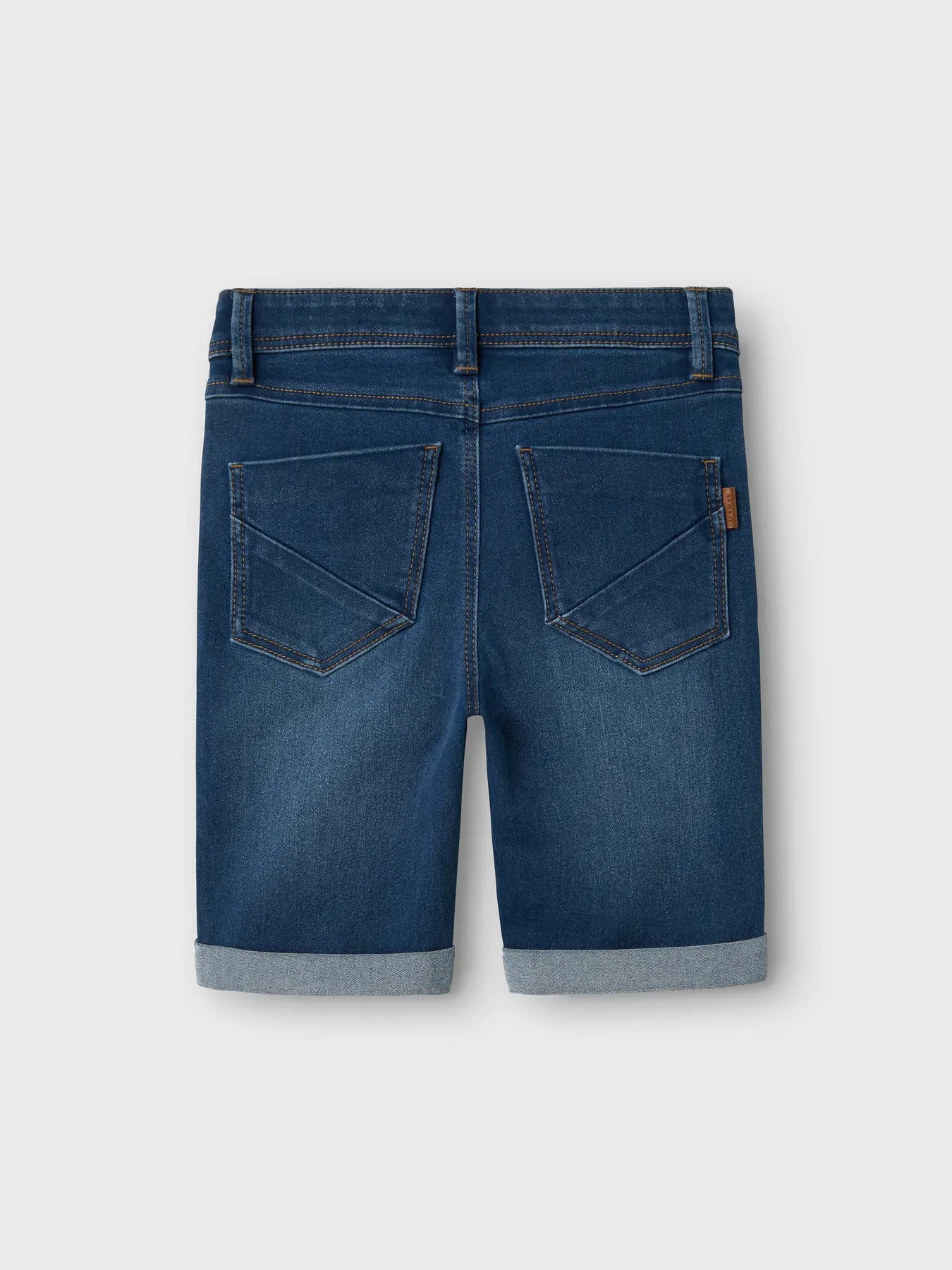 Mörka jeansshorts