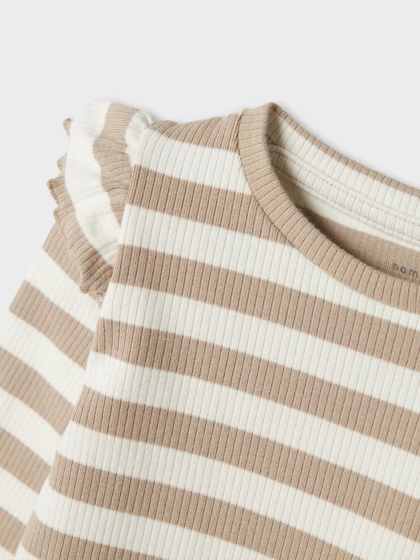 Ribbad randig tröja, beige