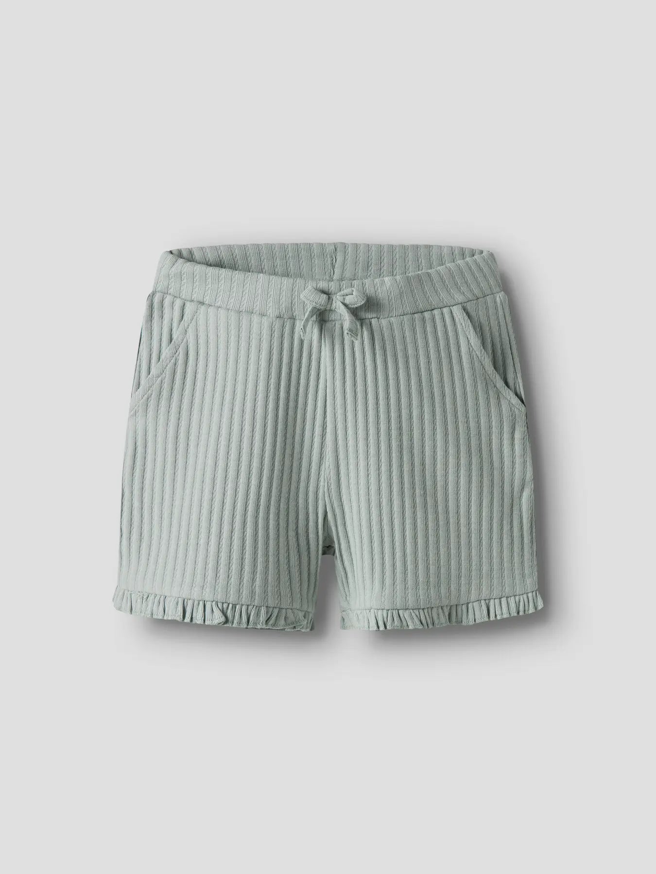 Short med volangkant (2 olika färger)