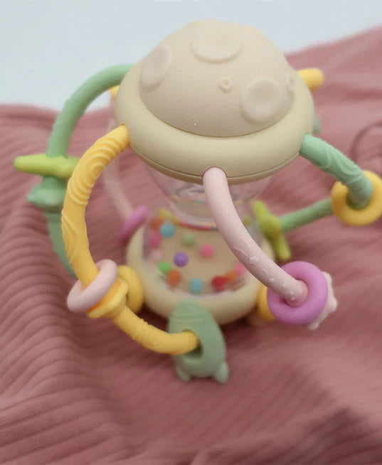 Bitleksak med skallra