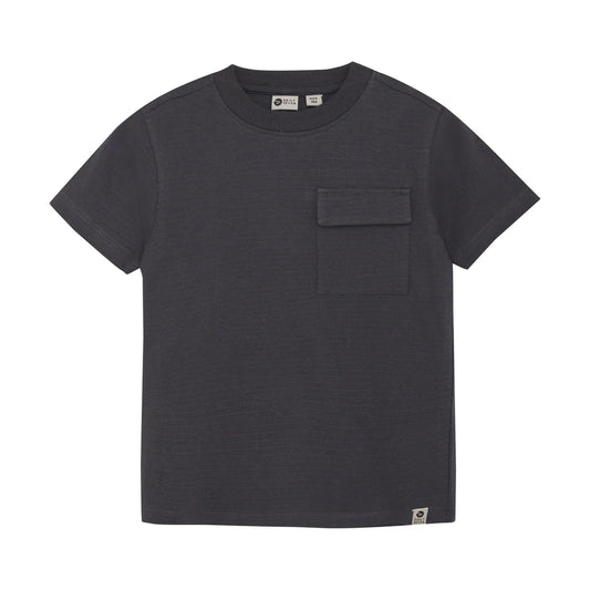 Svart T-shirt med ficka