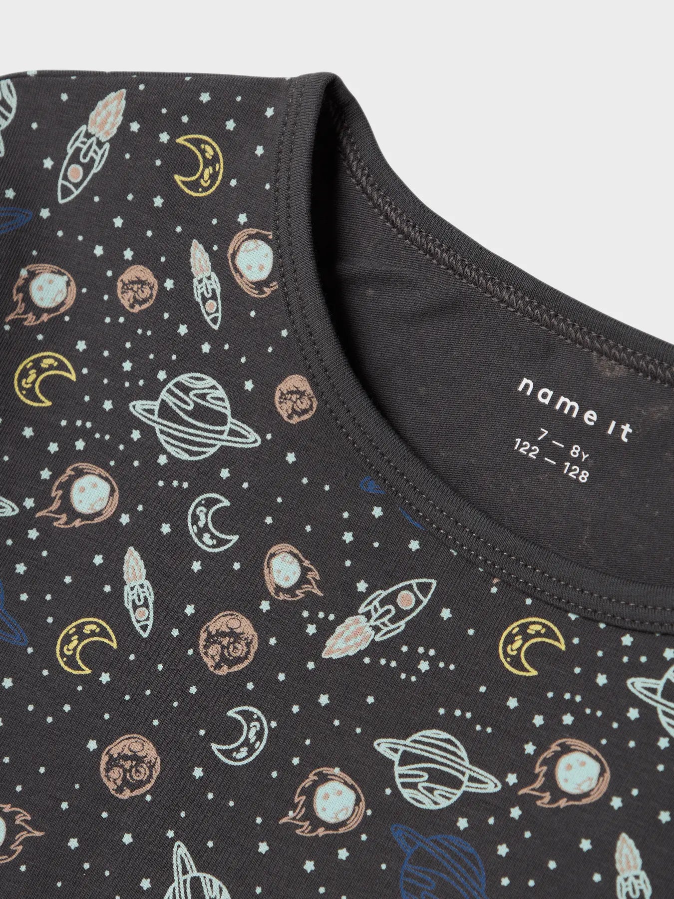 Pyjamas rymdmotiv
