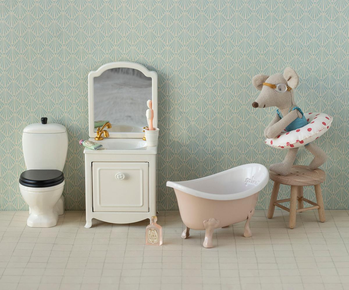 Bathtub, mouse - rose