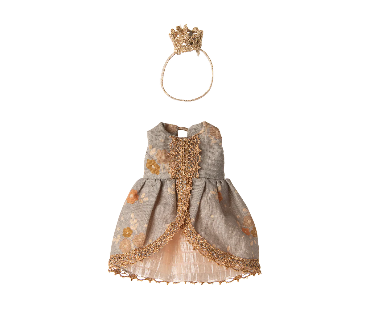 Prinsesskläder storasyster mus