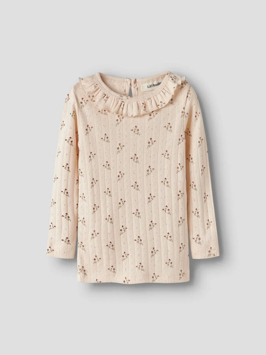 Tröja med blomkvistar