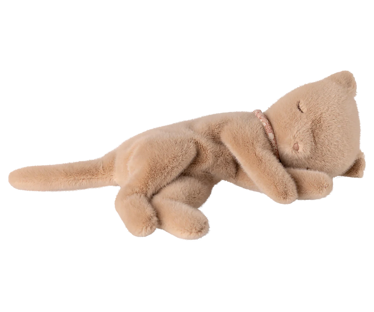 Sleeping Kitten Small, cream peach