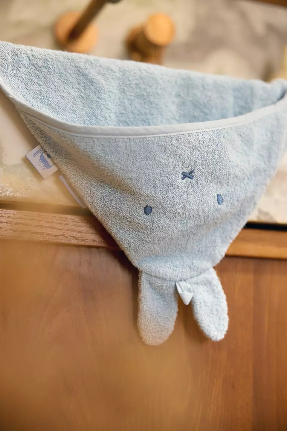 Badcape Miffy, cloudy blue