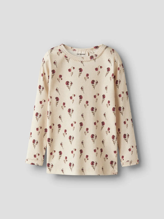 Ribbad topp med blommor
