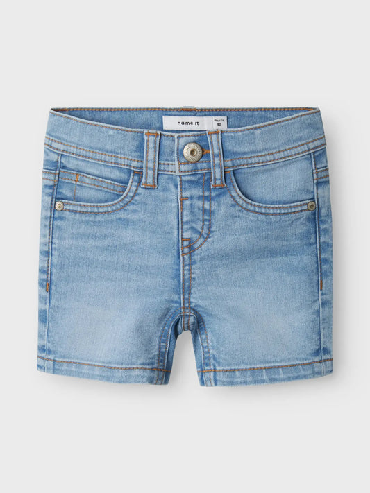 Ljusa jeansshorts mini