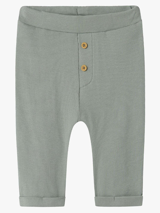 Babybyxa med knappar